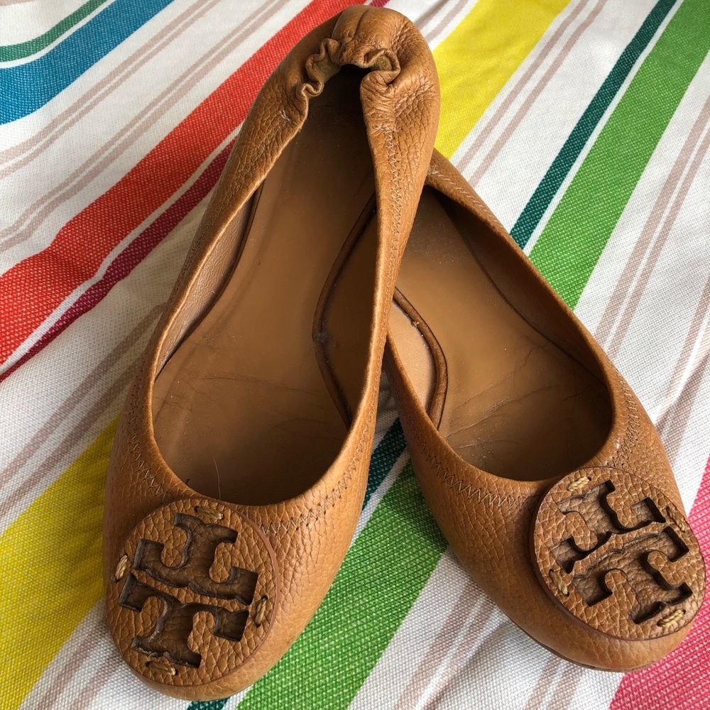 Tory Burch Reva ballet flats in cognac. Size 8